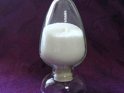 將聚丙烯酰胺藥劑作堵水劑和調(diào)剖劑使用，多少錢一噸？